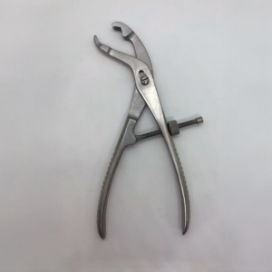 Davier 23 cm