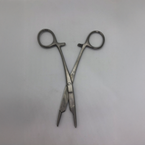 Porta Aguja OLSEN HEGAR 18 cm (C/TIJERA)